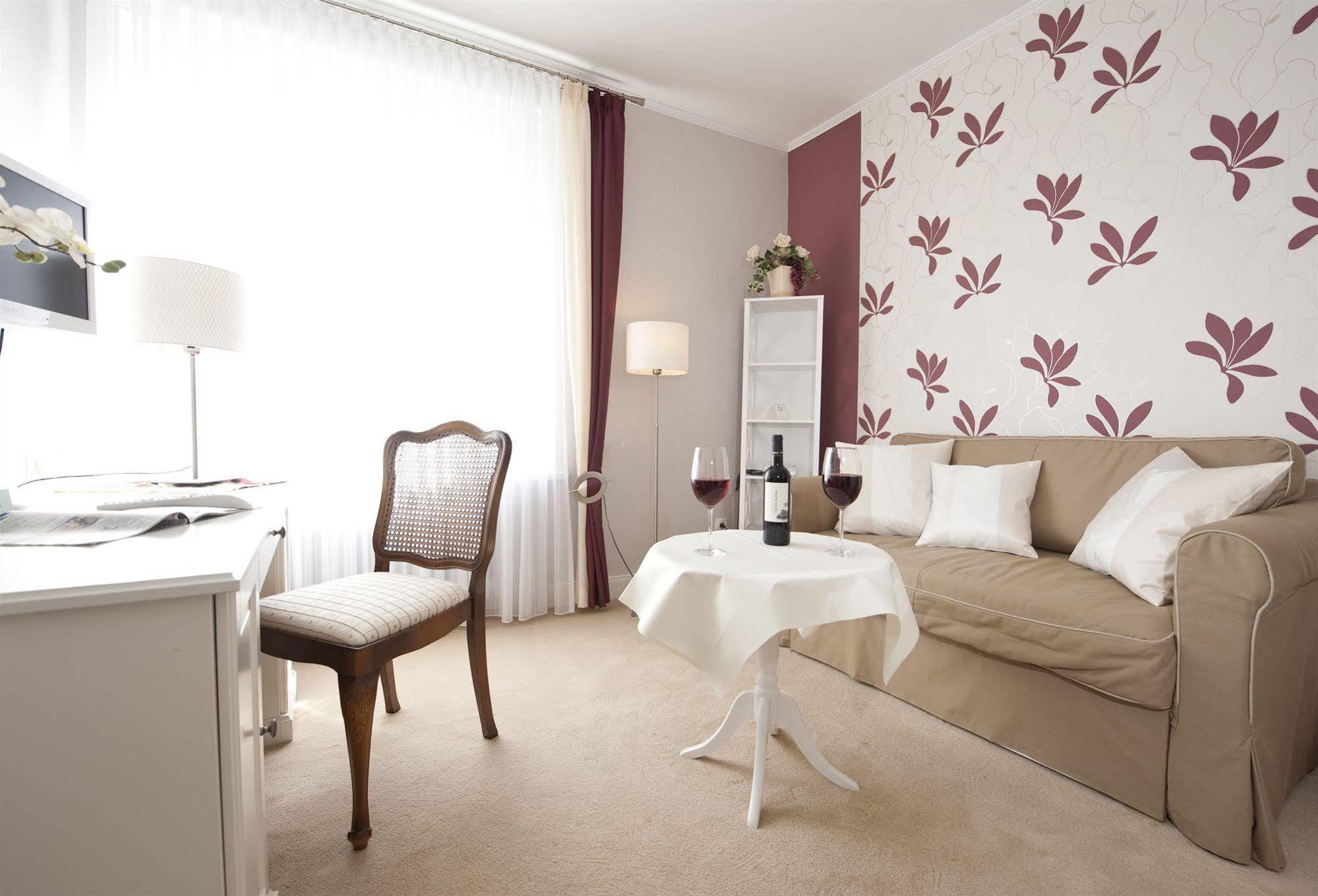 Boutiquehotel Das Haus Am Walde Bad Bevensen Exterior photo